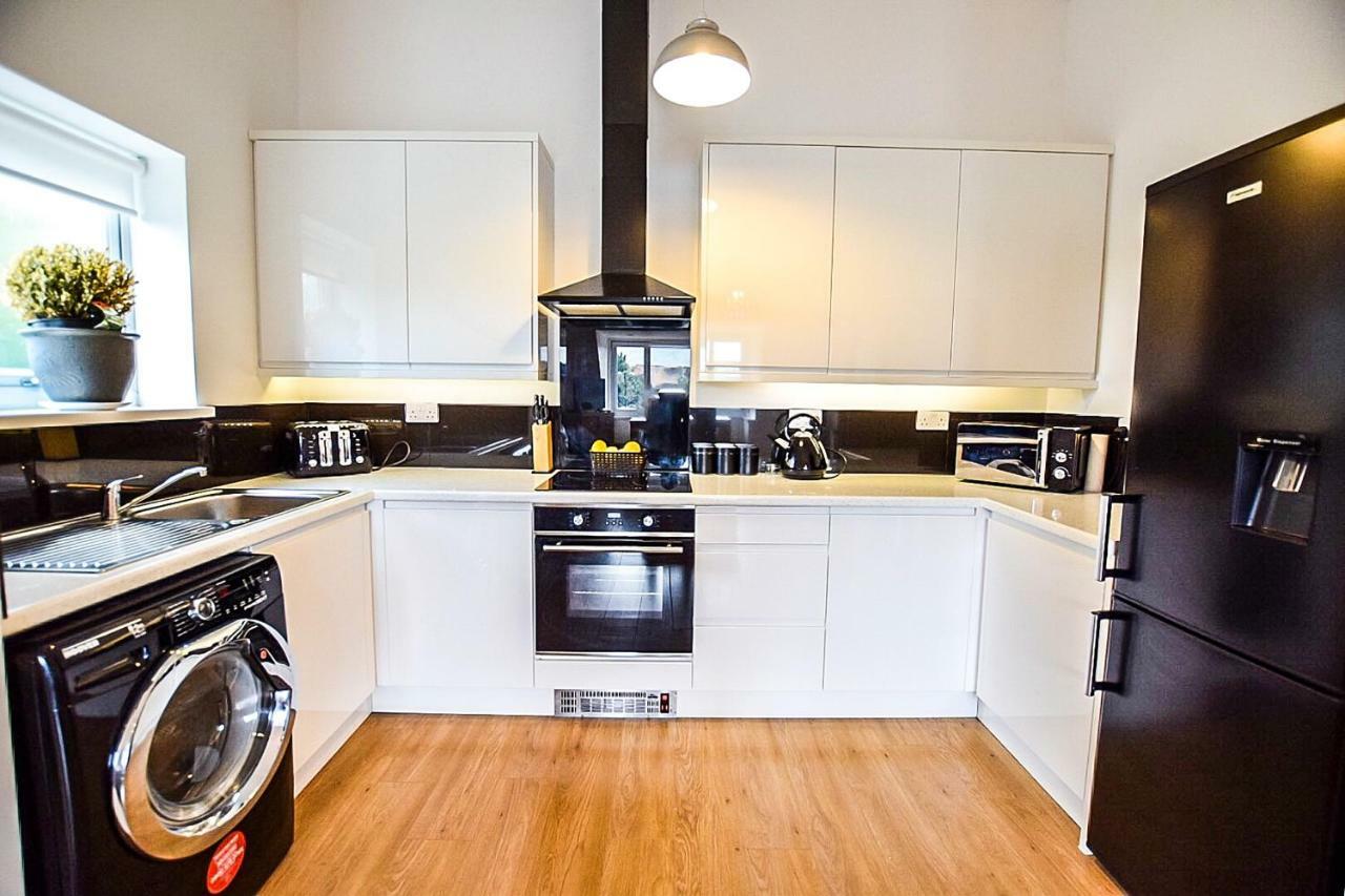 Sunderland Short Stays 2 Bedroom Apartment Free Parking Fulwell Sr6 المظهر الخارجي الصورة